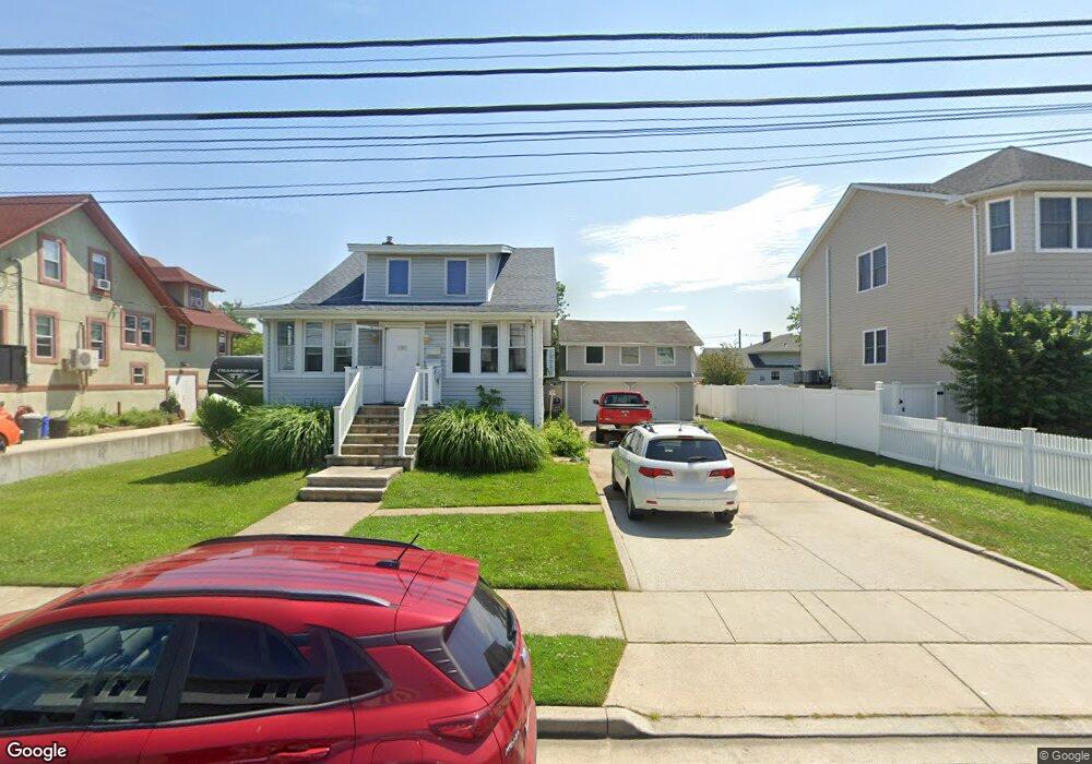 365 Roosevelt Ave, Freeport, NY 11520 - photo 1