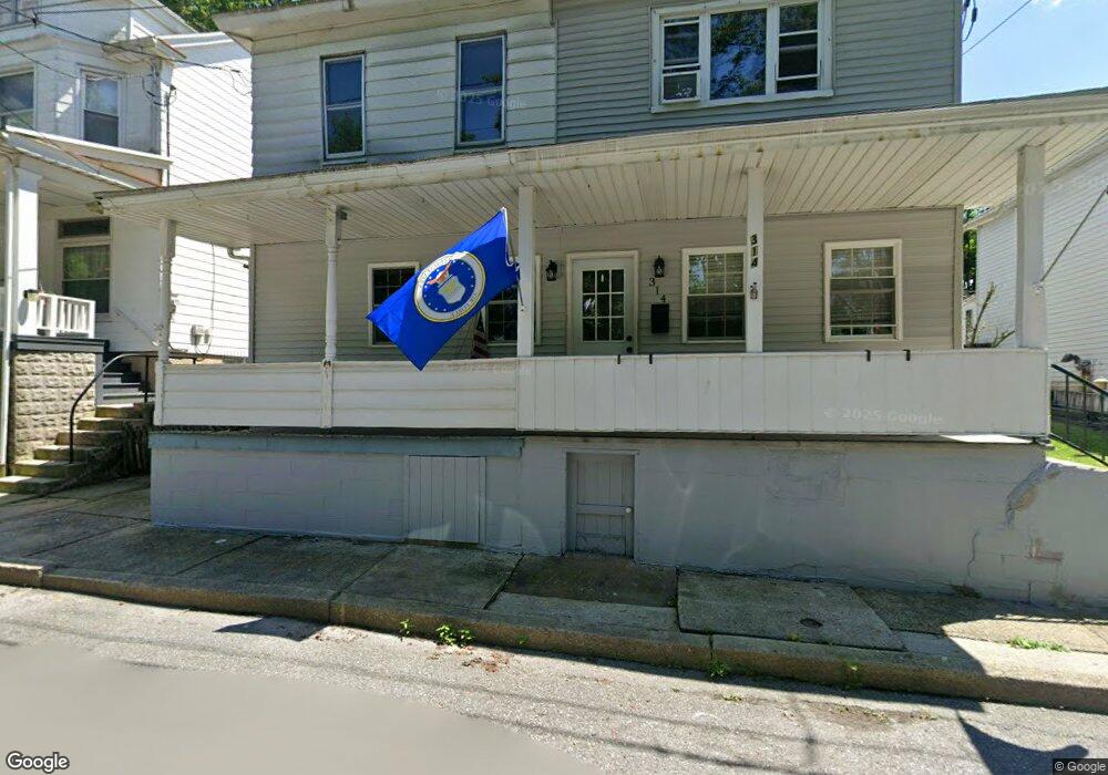 312 Mahanoy St, Tamaqua, PA 18252 - photo 1