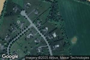 16 Pacesetter Dr, Hampton, NJ 08827