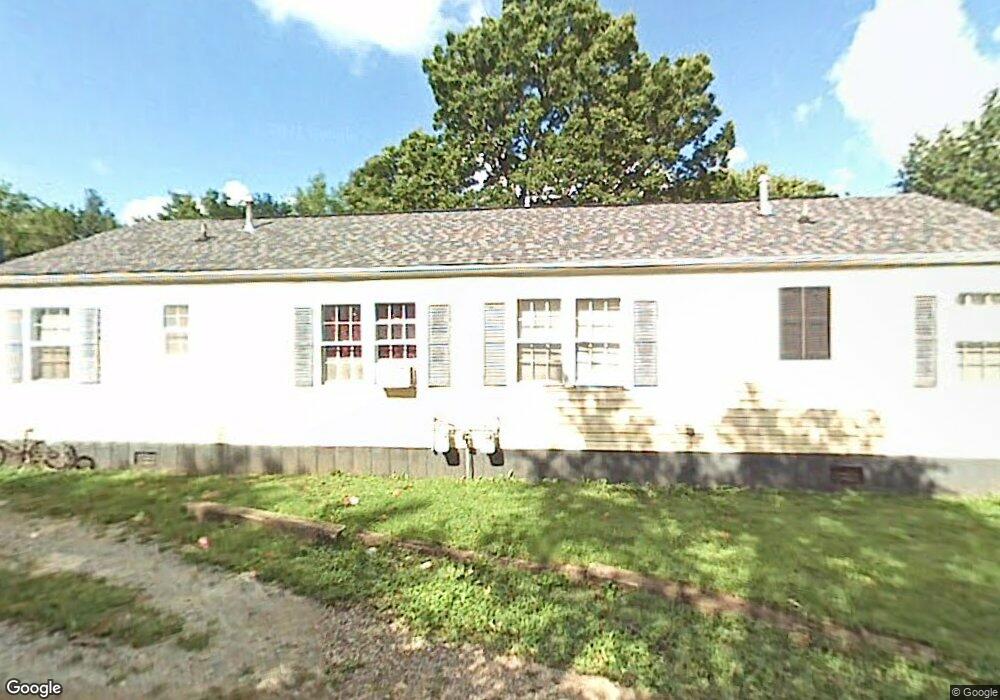 825 Kingsporte Ave unit 827, La Porte, IN 46350 - photo 1