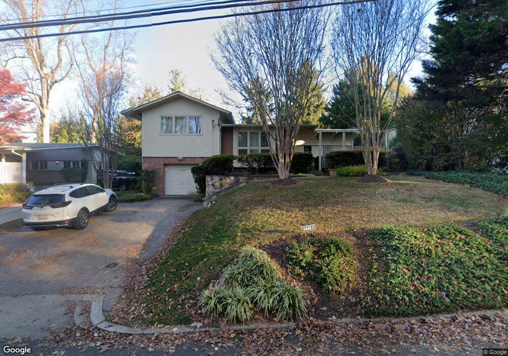7713 Brookville Rd, Chevy Chase, MD 20815 - photo 1