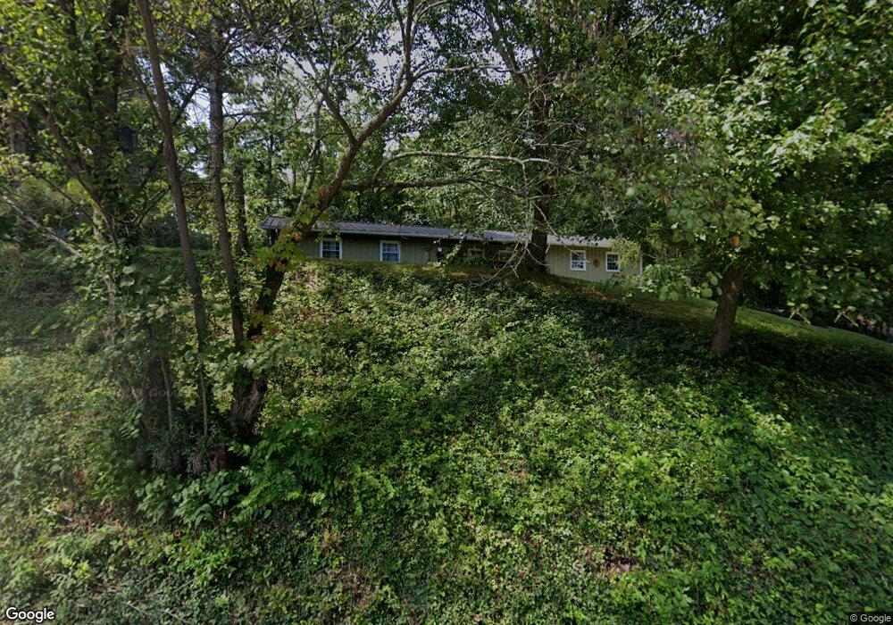 2704 E Top Hat Rd, Princeton, IN 47670 - photo 1