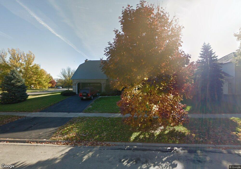 1520 Cascade Ct, Naperville, IL 60565 - photo 1