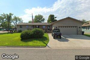 810 Maple St, Lisbon, ND 58054
