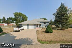 1103 Broadway St, Lisbon, ND 58054