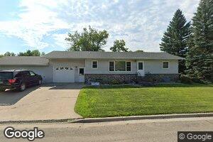 1302 Elm St, Lisbon, ND 58054