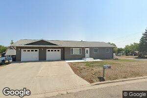 905 Maple St, Lisbon, ND 58054