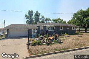 214 10th Ave W, Lisbon, ND 58054