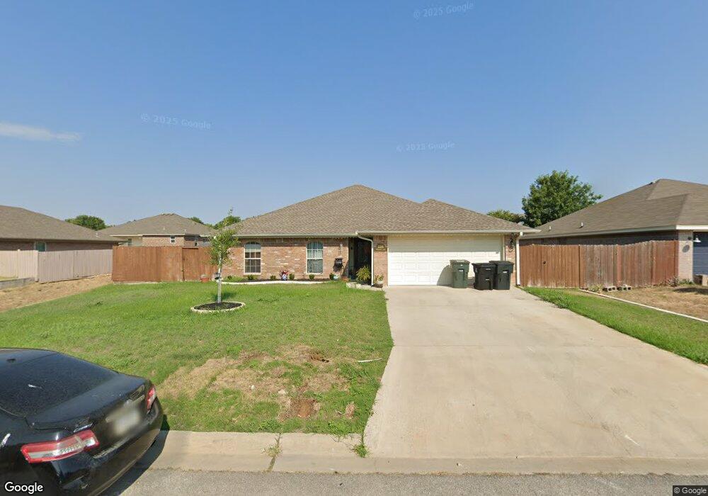 2316 Breezeway Ln, Temple, TX 76502 - photo 1