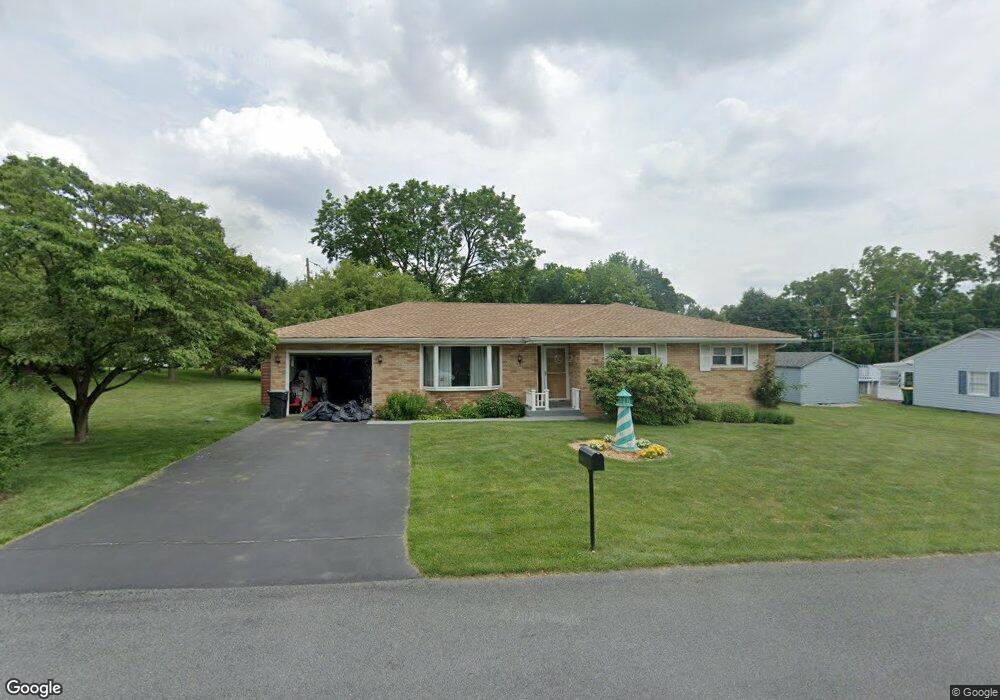 2281 Riverbend Cir, Allentown, PA 18103 - photo 1