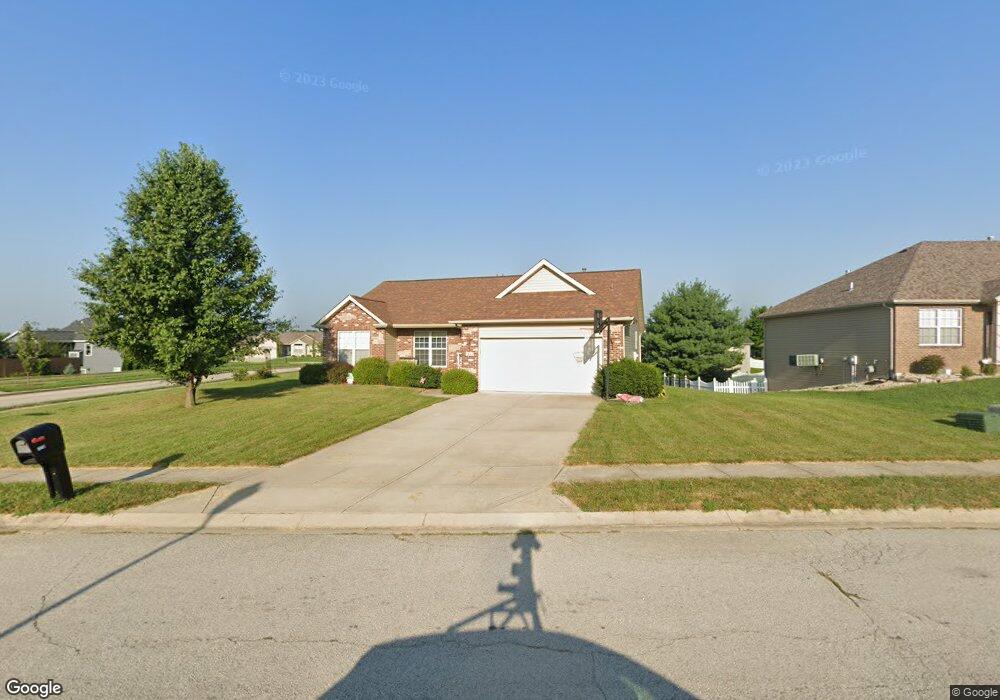 1861 Robins Mill Ct, Maryville, IL 62062 - photo 1