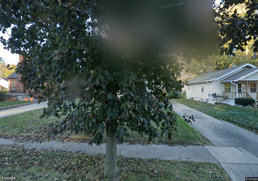2206 36th St, Des Moines, IA 50310 - photo 1