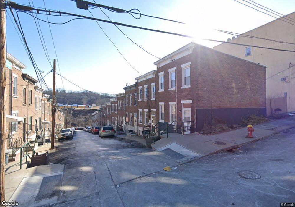 16 Moquette Row S, Yonkers, NY 10703 - photo 1