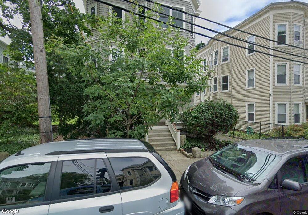 236 Chestnut St unit 1,1, Cambridge, MA 02139 - photo 1