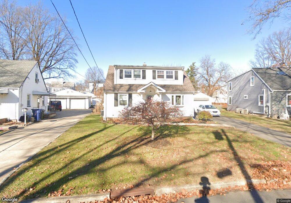 41 Alice Ln, Clark, NJ 07066 - photo 1