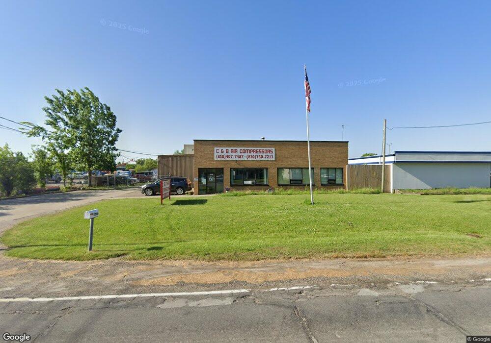 3048 E Hemphill Rd, Burton, MI 48529 - photo 1