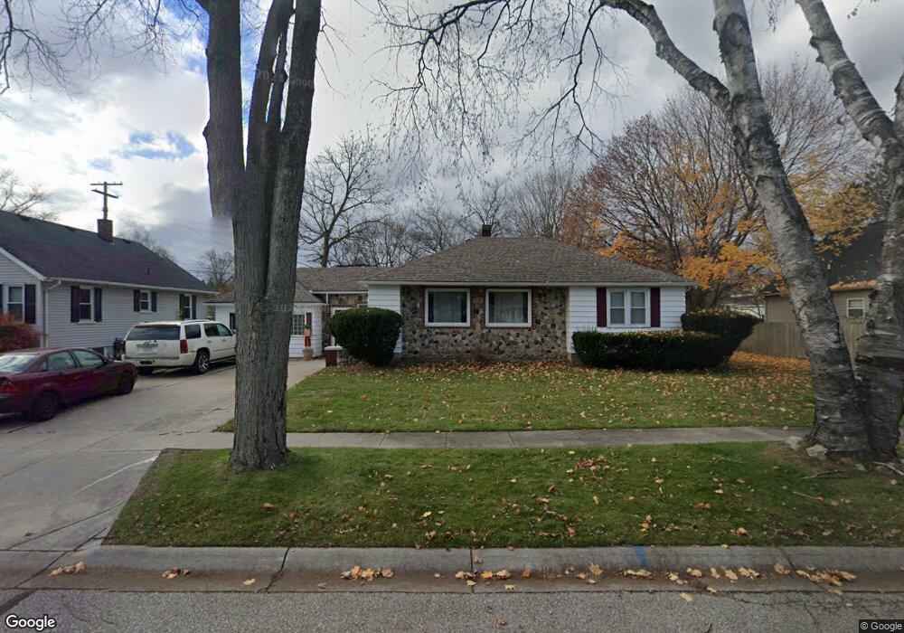 2705 Maple St, Port Huron, MI 48060 - photo 1