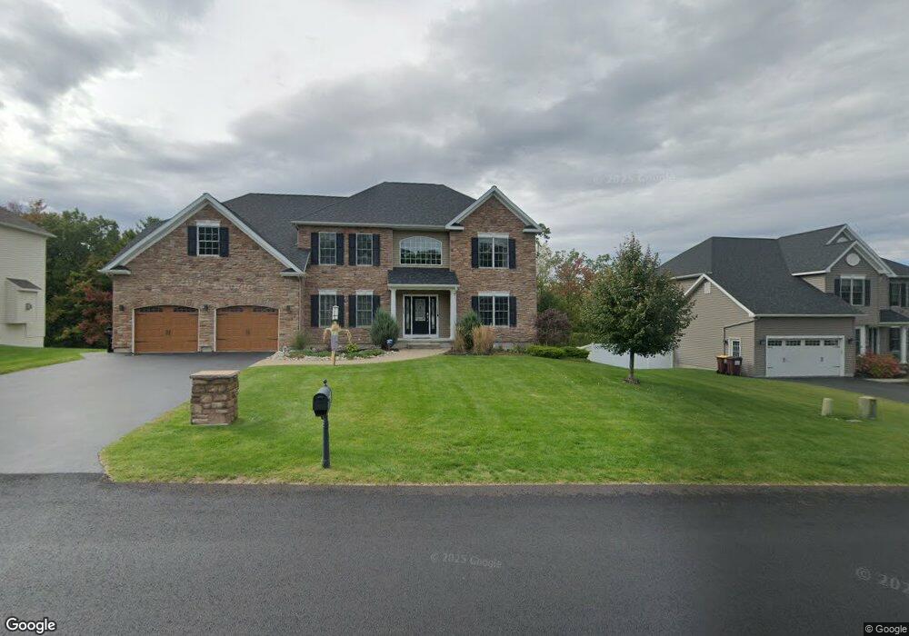 33 Tamarack Ln unit LA, Schenectady, NY 12309 - photo 1