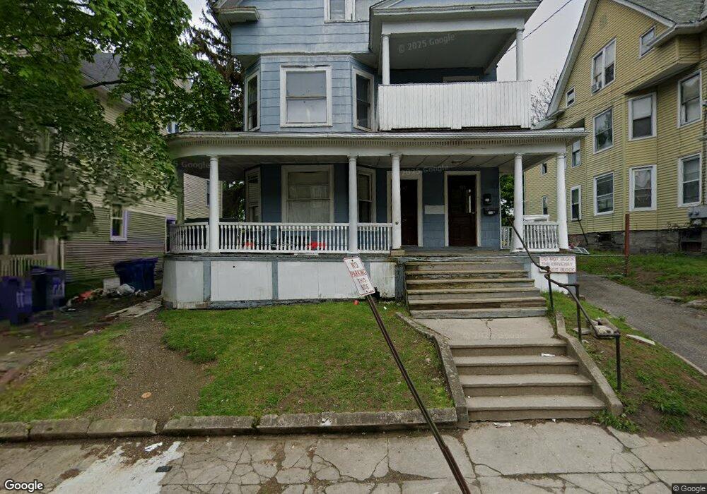 107 Chestnut Ave, Waterbury, CT 06710 - photo 1