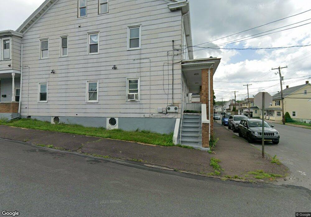 139 W Sherman St, McAdoo, PA 18237 - photo 1