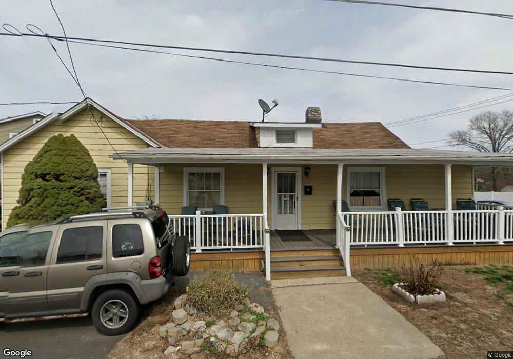 37 Hamilton St, Port Jervis, NY 12771 - photo 1