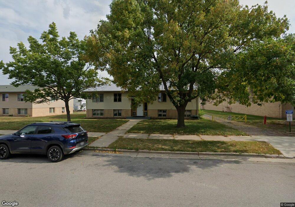 1806 N Minnesota St, New Ulm, MN 56073 - photo 1