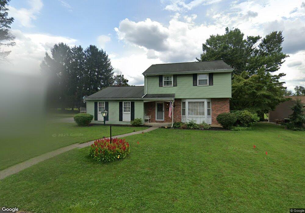 6284 Fairway Ln, Allentown, PA 18106 - photo 1