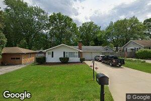 310 Oak St, North Aurora, IL 60542