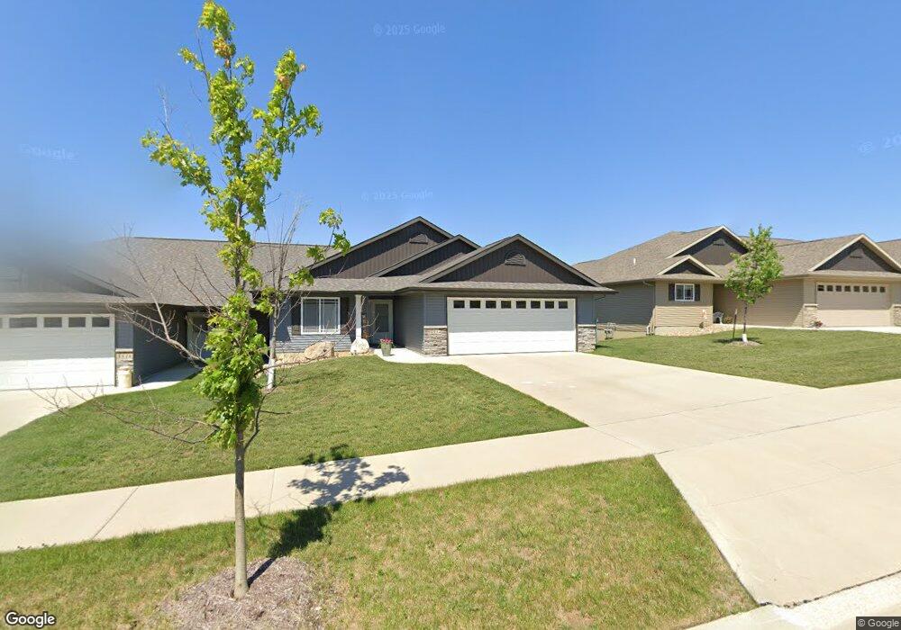 3514 Bluebird Dr SW, Cedar Rapids, IA 52404 - photo 1