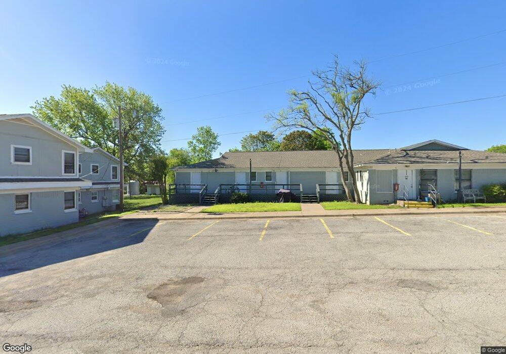 2216 Marilyn St, Weatherford, TX 76085 - photo 1