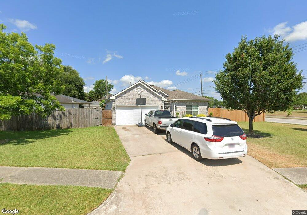 9846 Carmalee St, Houston, TX 77075 - photo 1