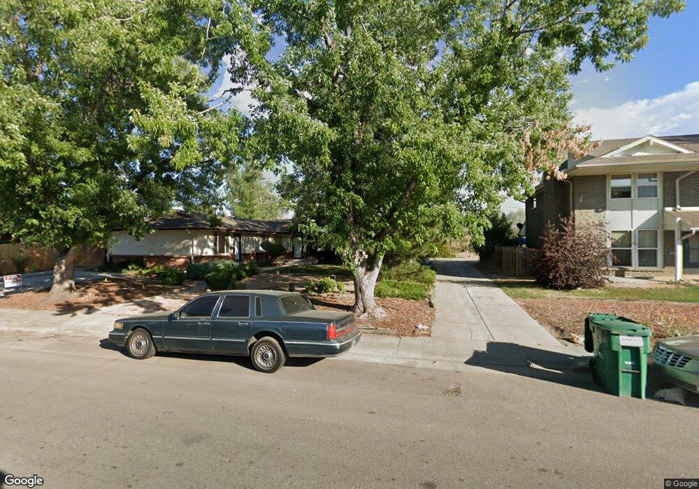 11212 E Highline Dr, Aurora, CO 80010 - photo 1