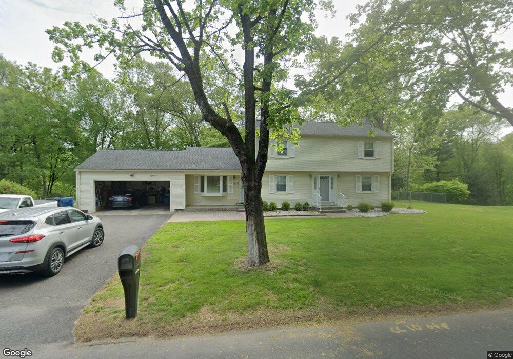 84 Squassick Rd, West Springfield, MA 01089 - photo 1