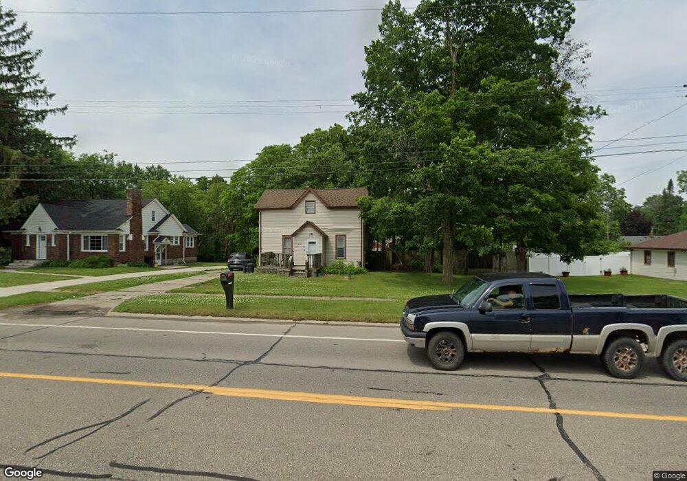 3372 Fenton Rd, Flint, MI 48507 - photo 1