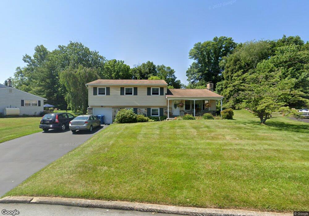 6 Winding Way, Malvern, PA 19355 - photo 1