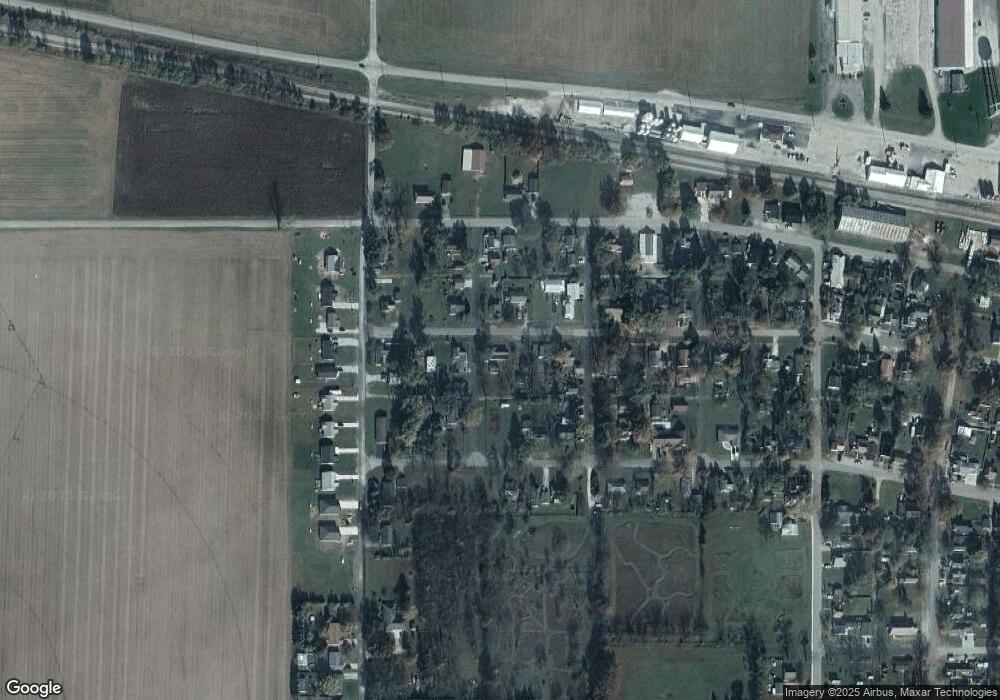 610 W Davis St, Hamlet, IN 46532 - photo 1