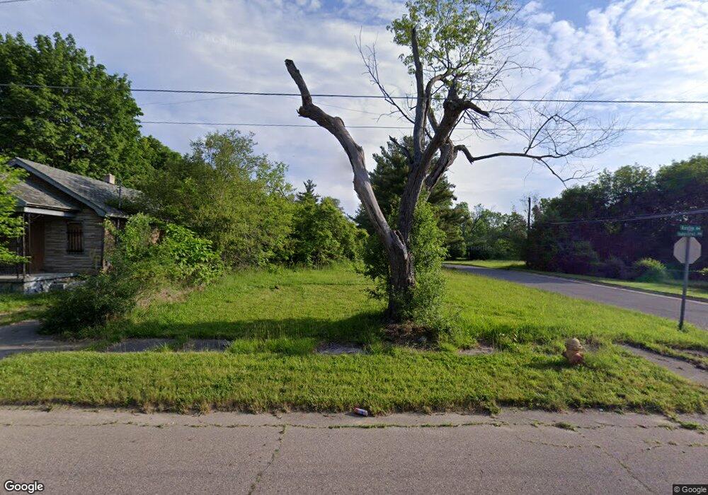 945 E Austin Ave, Flint, MI 48505 - photo 1