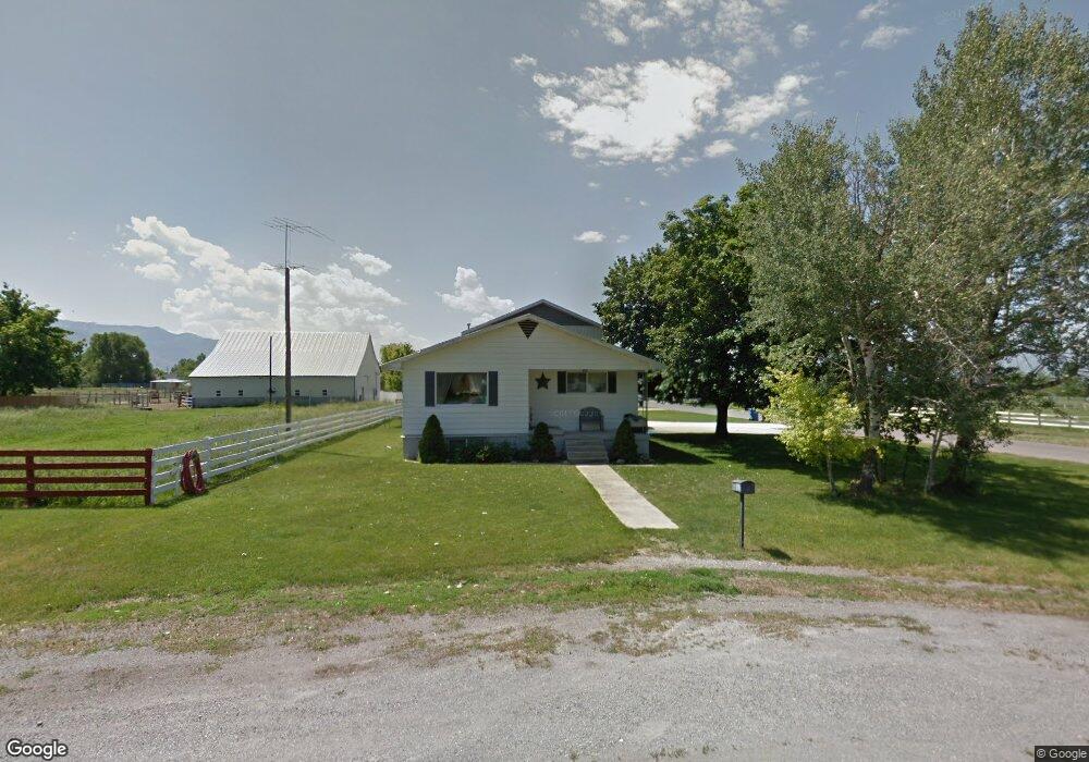 296 W 200 S, Smithfield, UT 84335 - photo 1