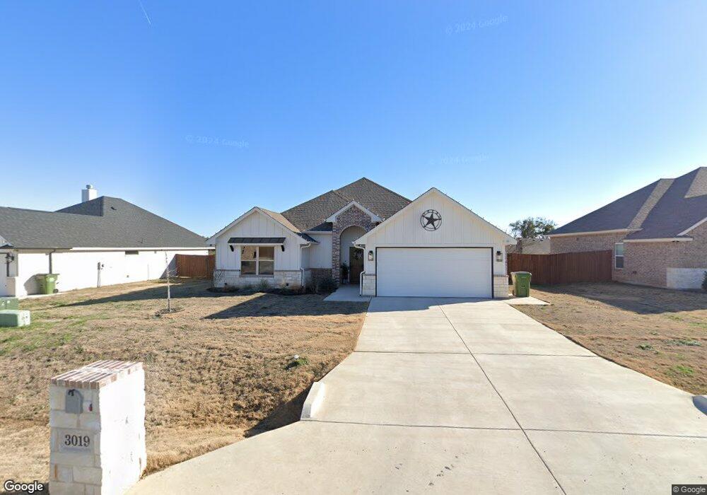 3019 Promenade Dr, Granbury, TX 76049 - photo 1