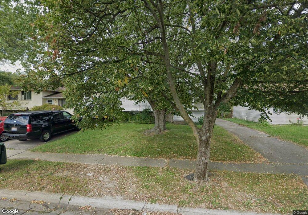 1834 Brookfield Rd, Columbus, OH 43229 - photo 1