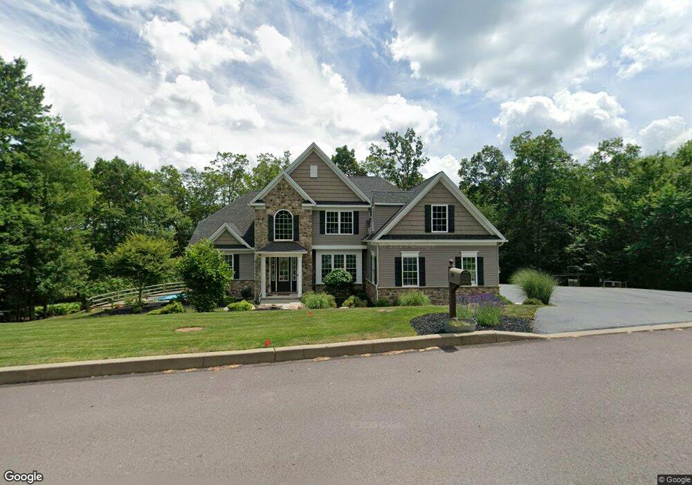 180 Longwood Ln, Mountain Top, PA 18707 - photo 1