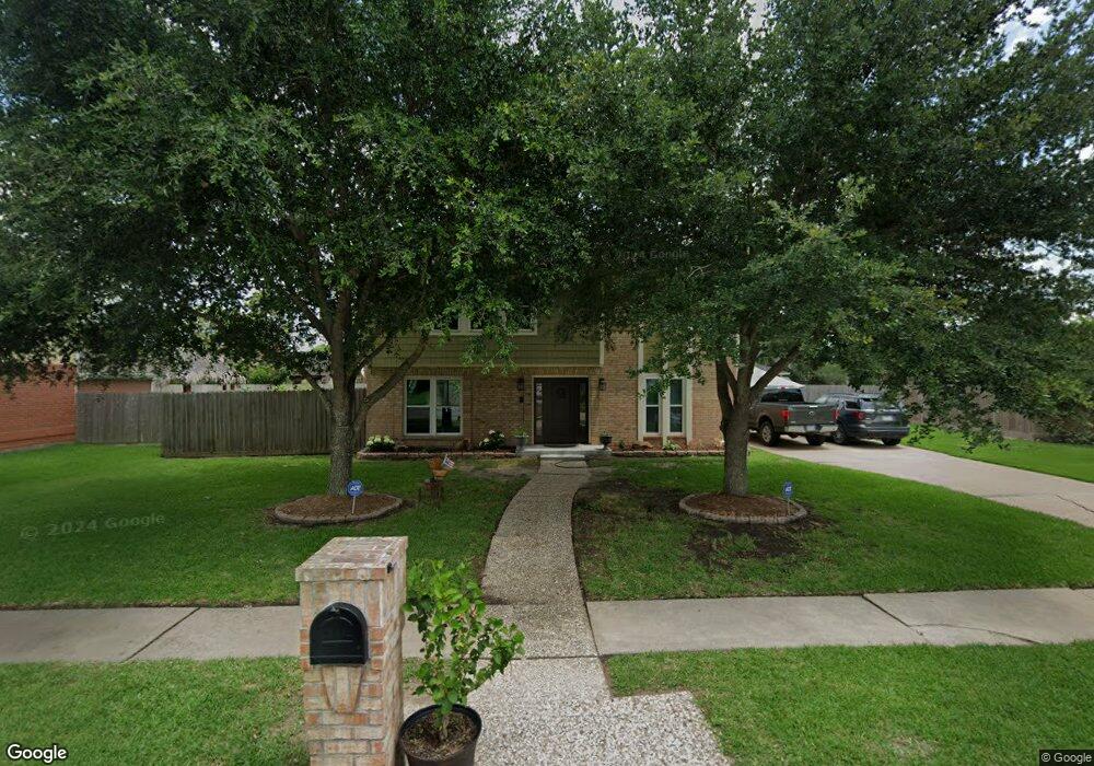1107 Middlecreek St, Friendswood, TX 77546 - photo 1