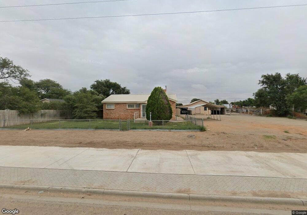 1008 N Maddox Ave, Dumas, TX 79029 - photo 1