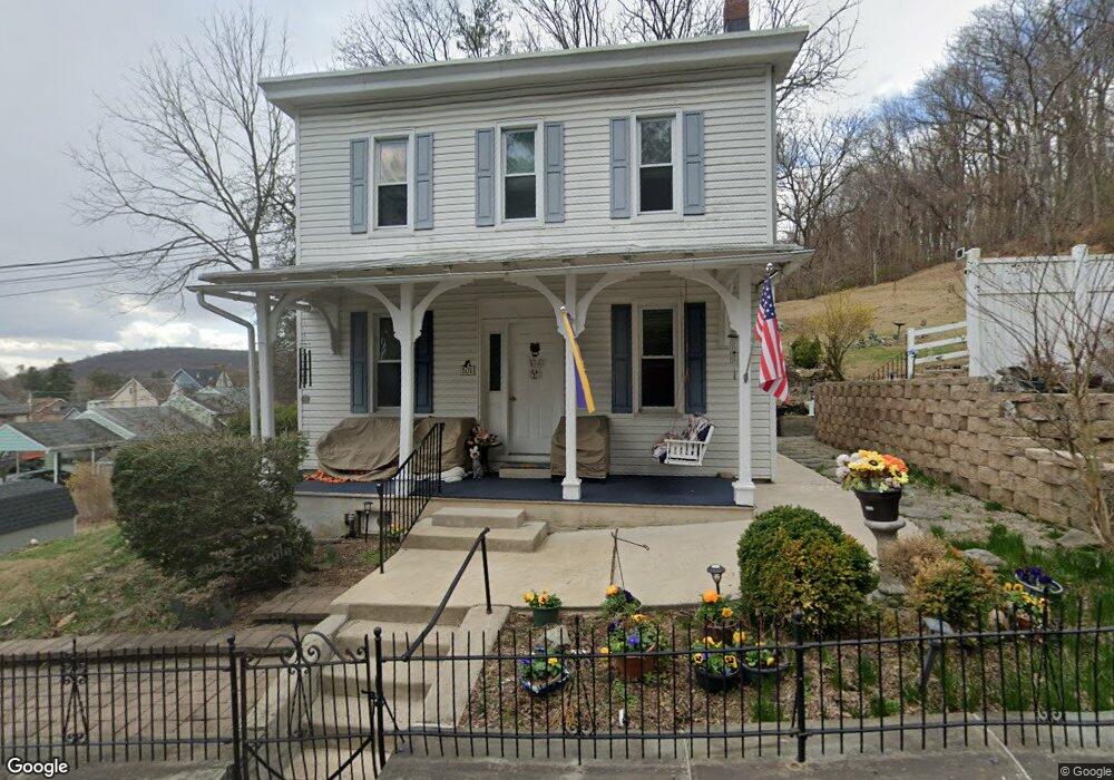 101 Spook Ln, Reading, PA 19606 - photo 1