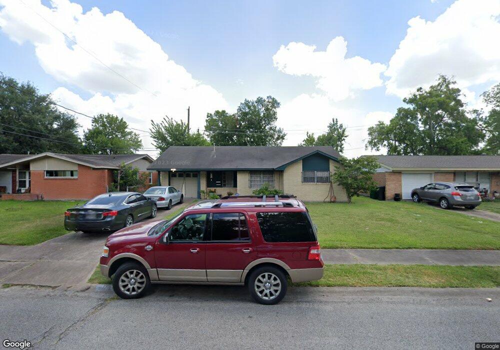 4718 Marable Dr, Houston, TX 77022 - photo 1