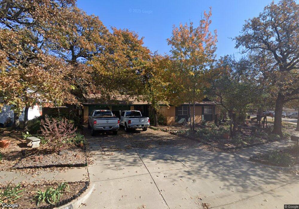 13 Regents Park, Bedford, TX 76022 - photo 1