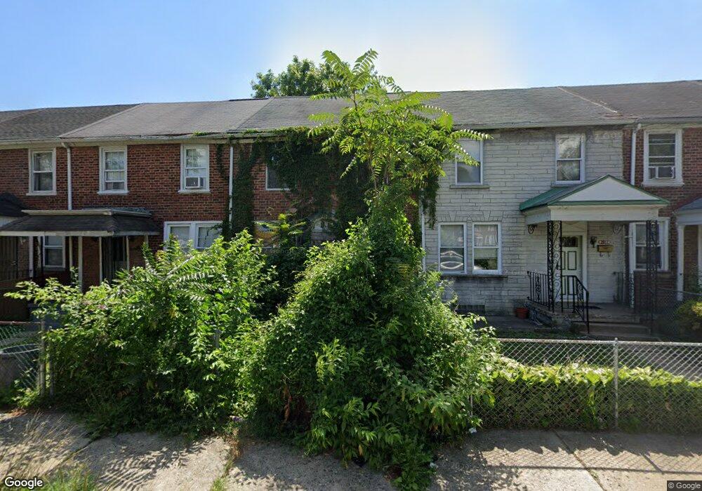 2913 E Octagon Rd, Camden, NJ 08104 - photo 1