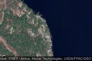 34 Pine Cliff Rd, Southport, ME 04576