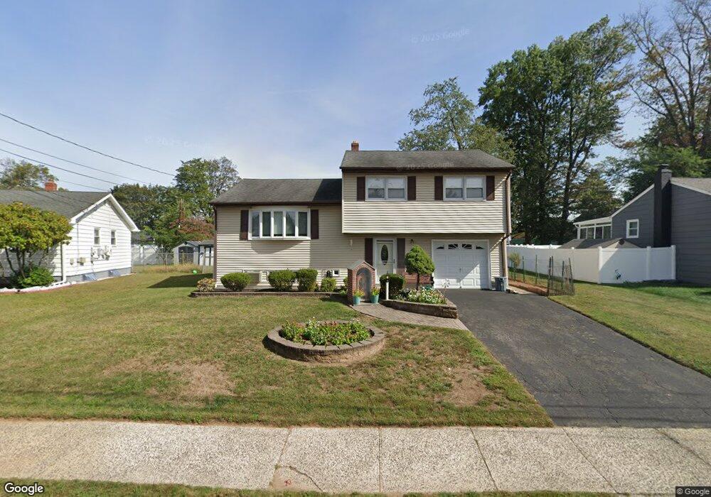 10 Locust Ave, Middlesex, NJ 08846 - photo 1