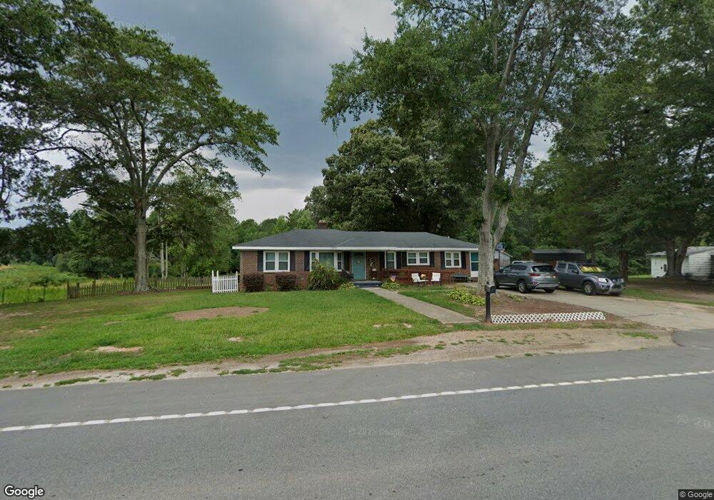 911 Greenville St, Pendleton, SC 29670 - photo 1